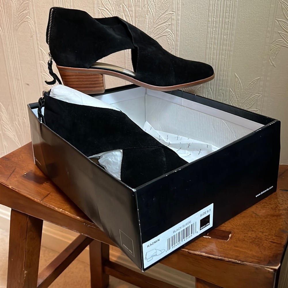 Brand New in Box! Dolce Vita Suede Kazmin Bootie - Size 9.5